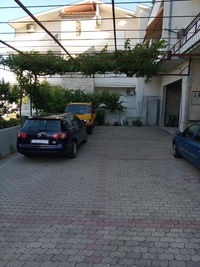 Apartman Josipa Макарска Экстерьер фото