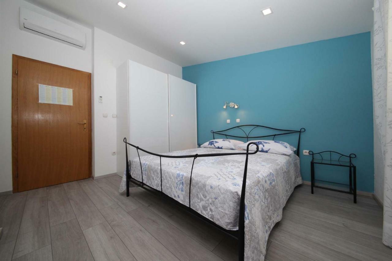 Apartman Josipa Макарска Экстерьер фото