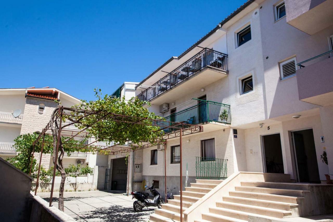 Apartman Josipa Макарска Экстерьер фото